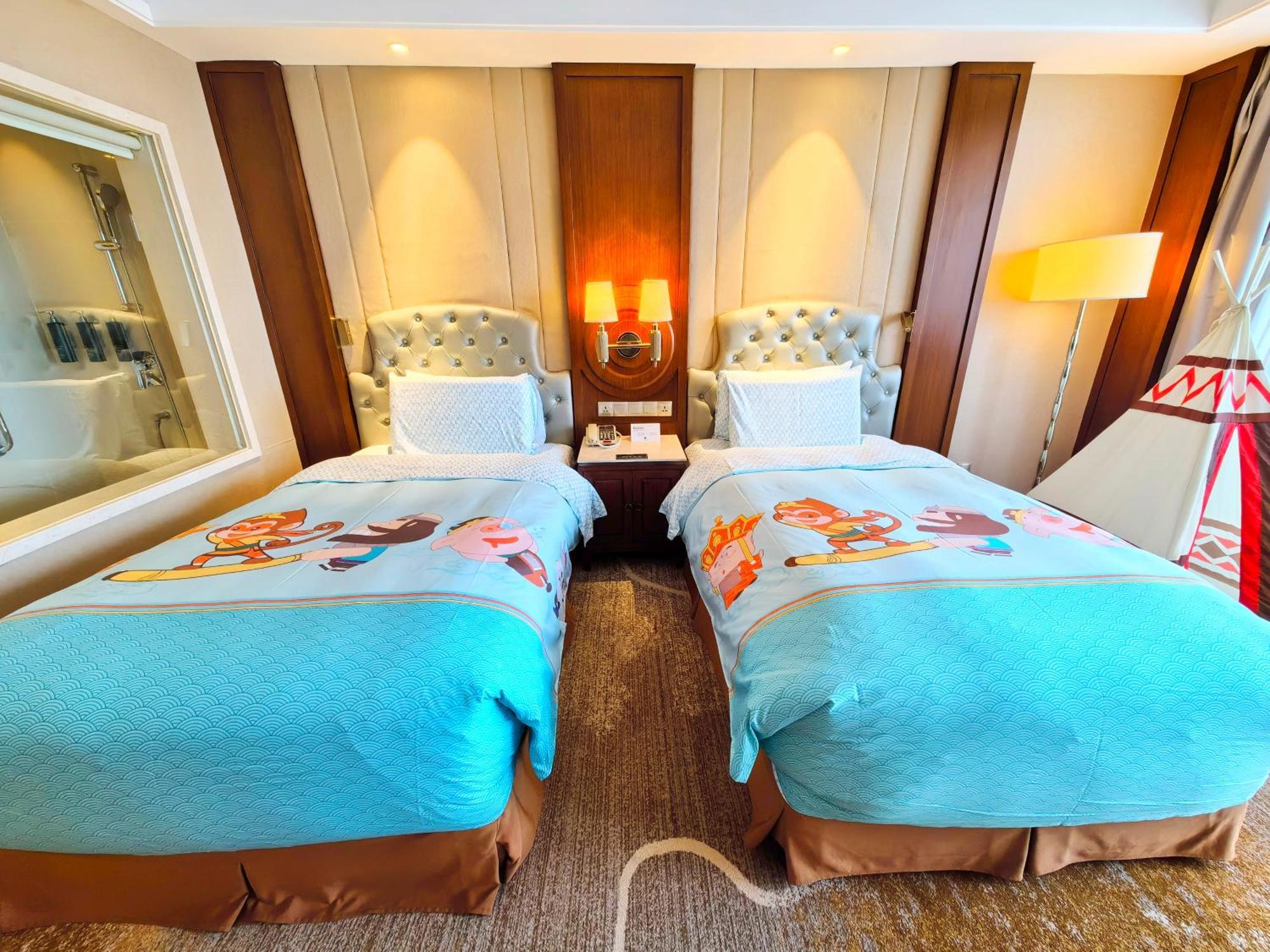 Отель Doubletree By Hilton Ningbo - Chunxiao Экстерьер фото