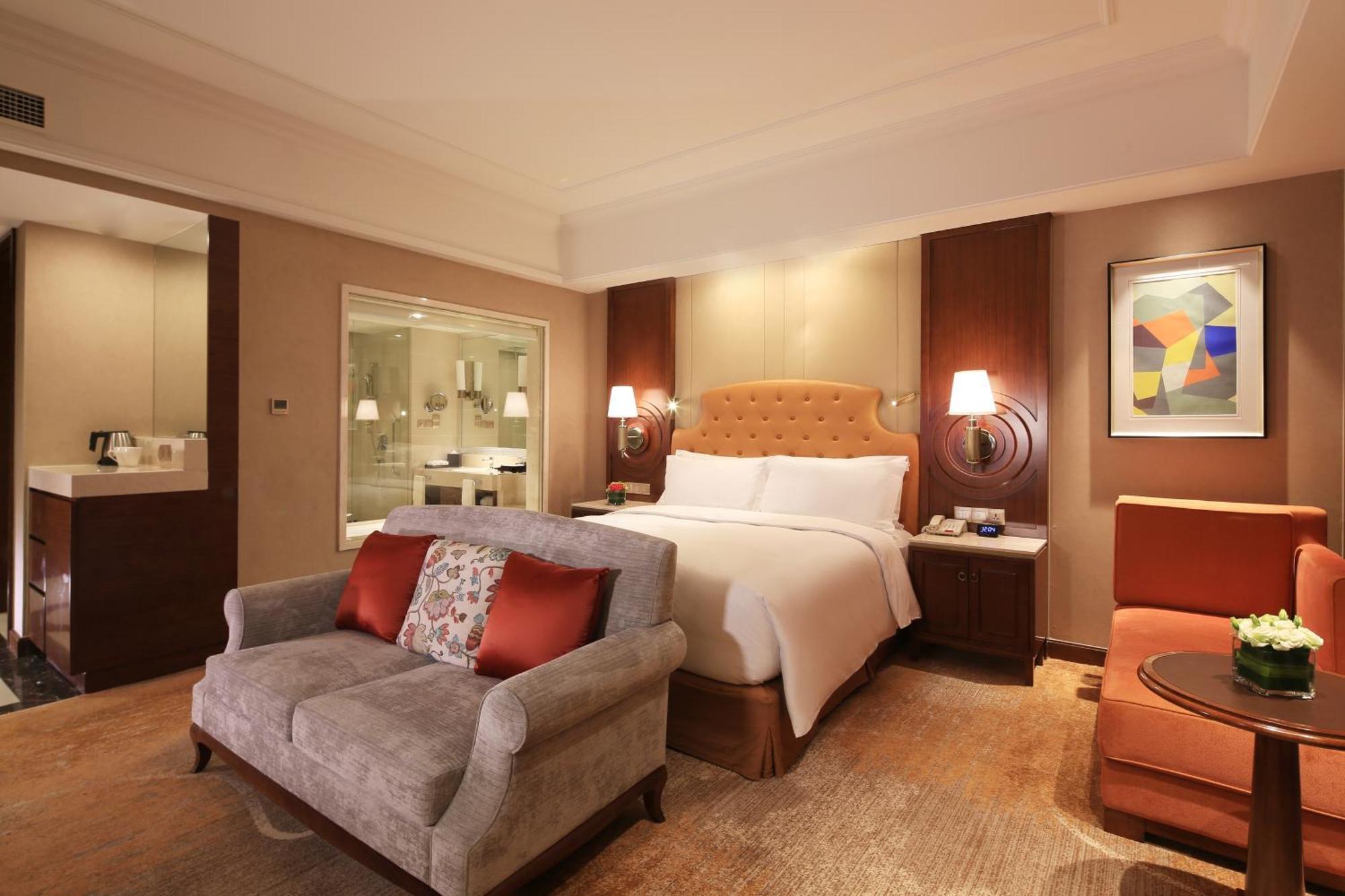 Отель Doubletree By Hilton Ningbo - Chunxiao Экстерьер фото